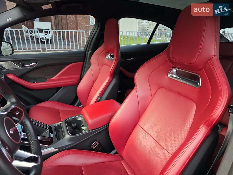 Позашляховик / Кросовер Jaguar I-Pace 2018 в Дніпрі