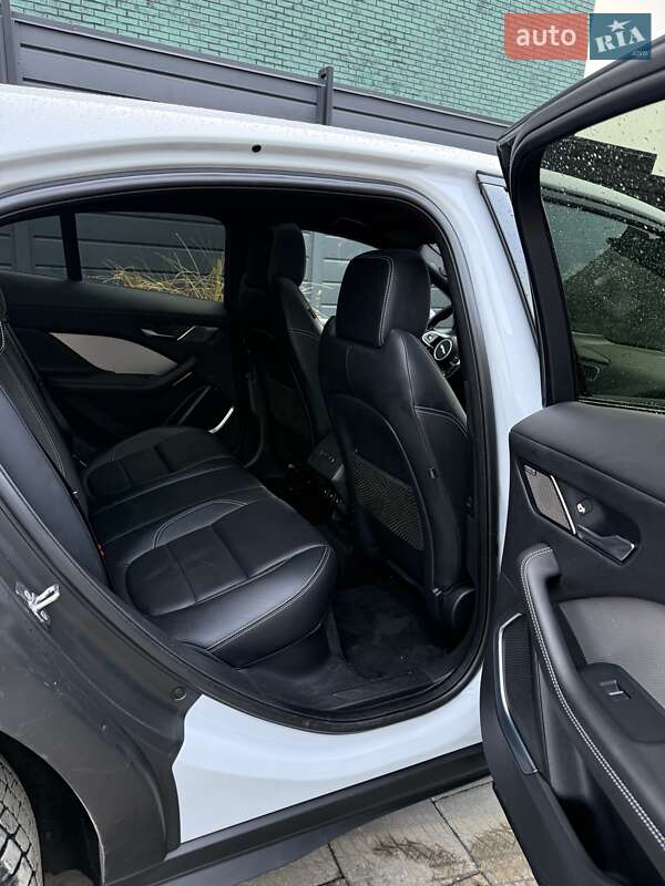Внедорожник / Кроссовер Jaguar I-Pace 2018 в Черновцах фото 9 Внедорожник / Кроссовер Jaguar I-Pace 2018 в Черновцах