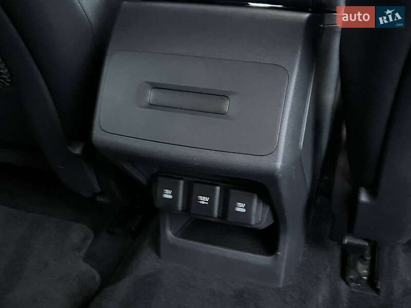 Внедорожник / Кроссовер Jaguar I-Pace 2018 в Киеве фото 30 Внедорожник / Кроссовер Jaguar I-Pace 2018 в Киеве