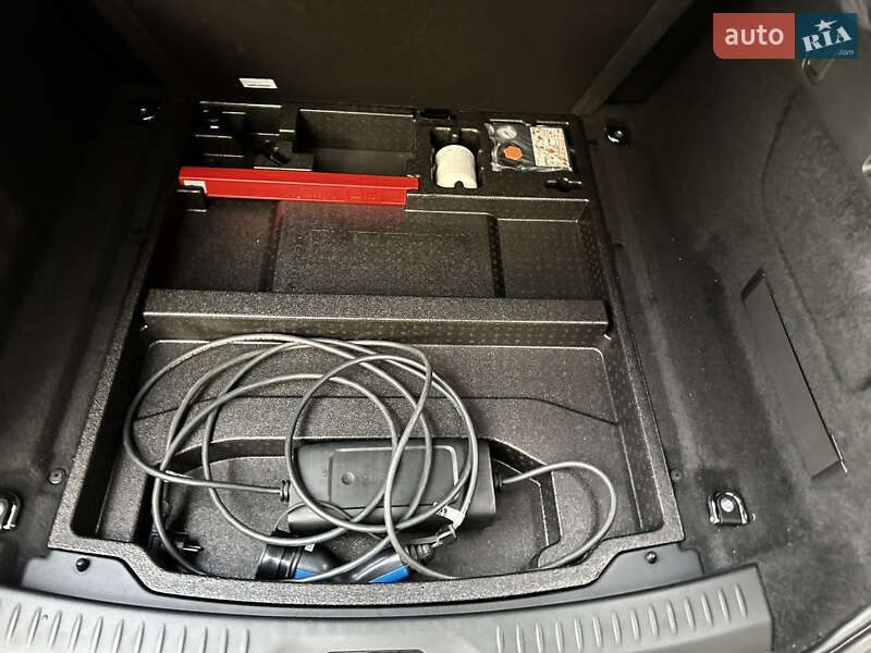 Внедорожник / Кроссовер Jaguar I-Pace 2020 в Ивано-Франковске фото 48 Внедорожник / Кроссовер Jaguar I-Pace 2020 в Ивано-Франковске