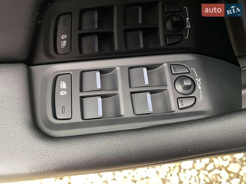 Внедорожник / Кроссовер Jaguar I-Pace 2019 в Львове фото 31 Внедорожник / Кроссовер Jaguar I-Pace 2019 в Львове