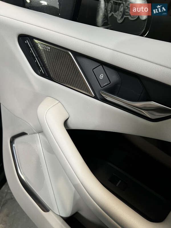 Позашляховик / Кросовер Jaguar I-Pace 2018 в Чернігові