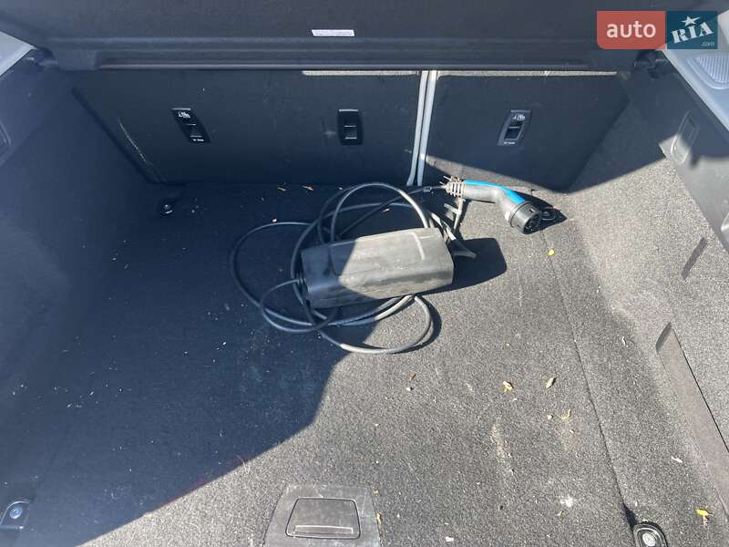 Внедорожник / Кроссовер Jaguar I-Pace 2019 в Львове фото 17 Внедорожник / Кроссовер Jaguar I-Pace 2019 в Львове