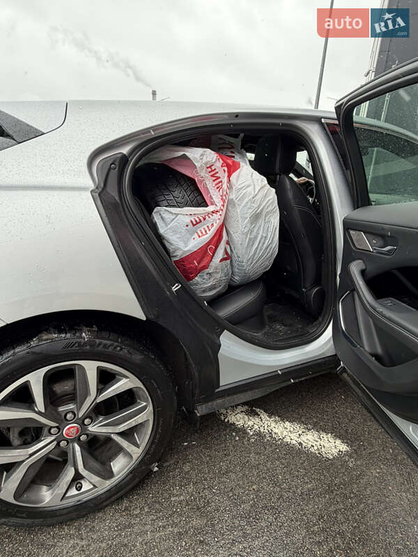 Внедорожник / Кроссовер Jaguar I-Pace 2019 в Киеве