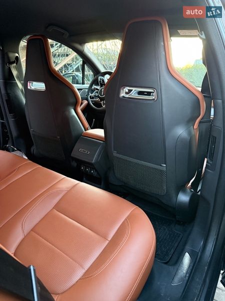 Внедорожник / Кроссовер Jaguar I-Pace 2018 в Дубно