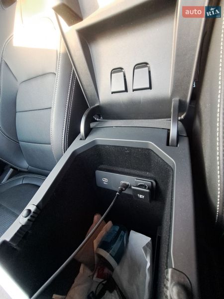 Внедорожник / Кроссовер Jaguar I-Pace 2023 в Новых Петровцах