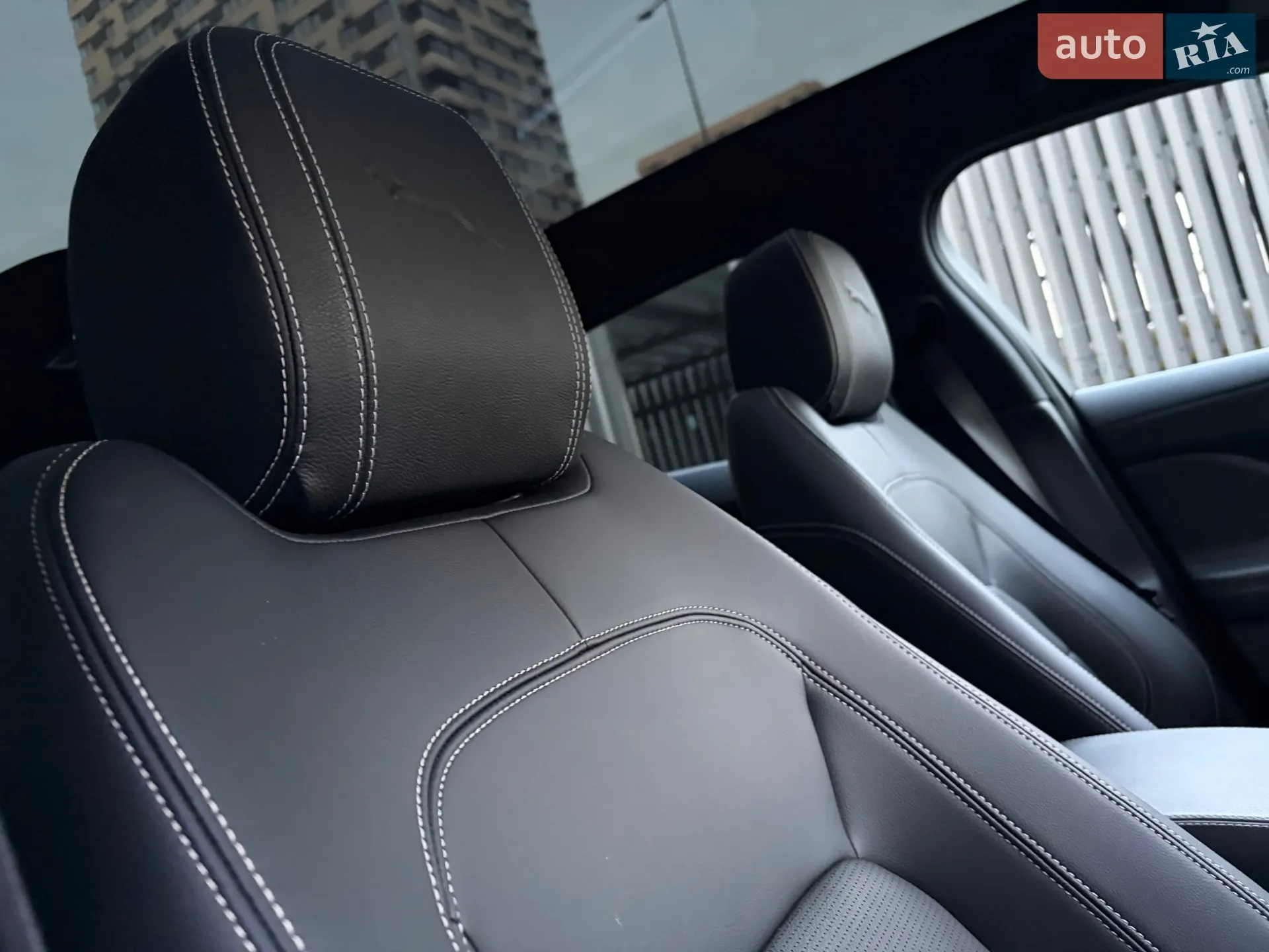 2023 Jaguar I-Pace - мініатюра 35