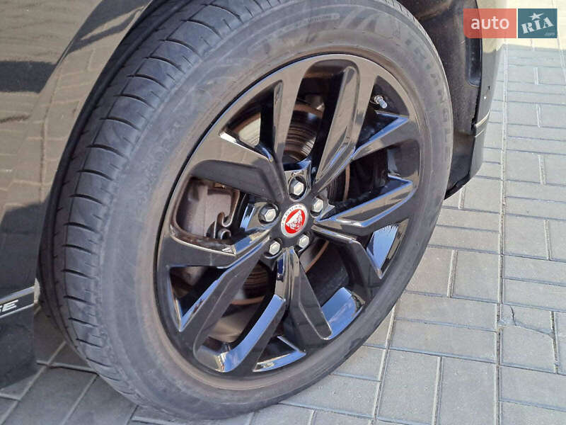 Внедорожник / Кроссовер Jaguar I-Pace 2019 в Одессе фото 8 Внедорожник / Кроссовер Jaguar I-Pace 2019 в Одессе