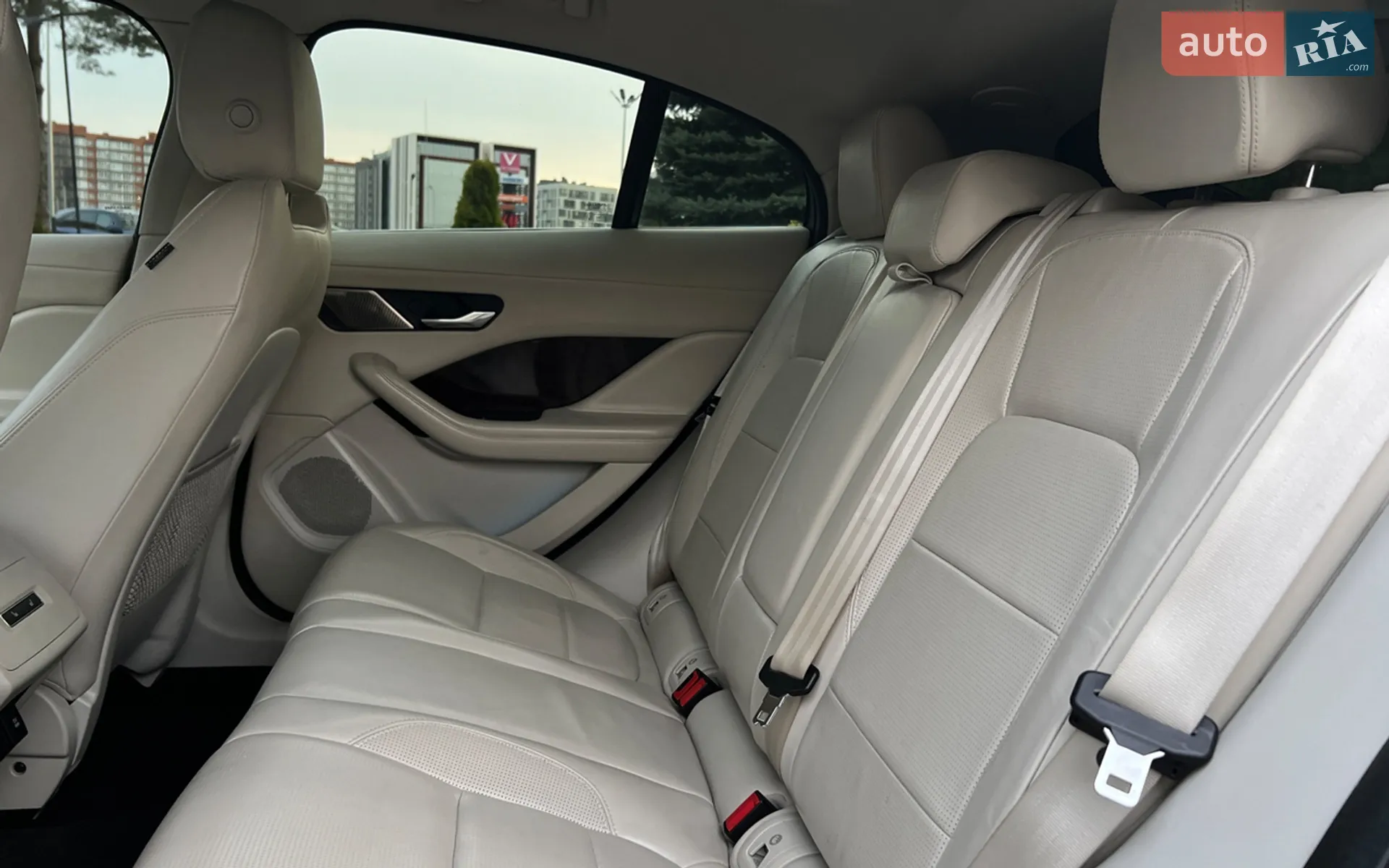 2019 Jaguar I-Pace - мініатюра 27