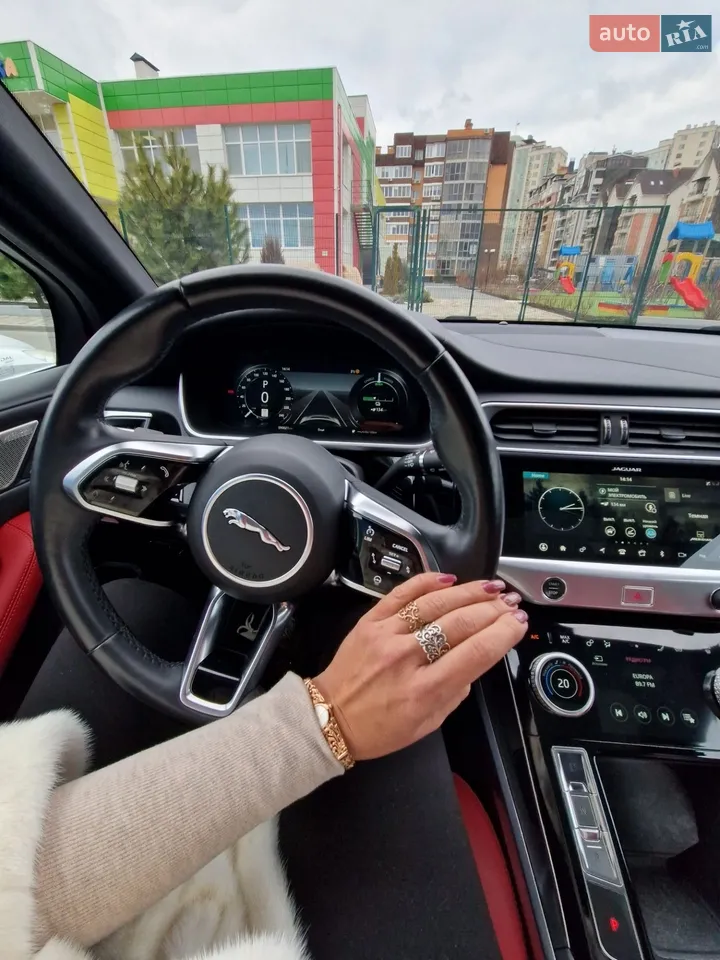 2019 Jaguar I-Pace - мініатюра 15
