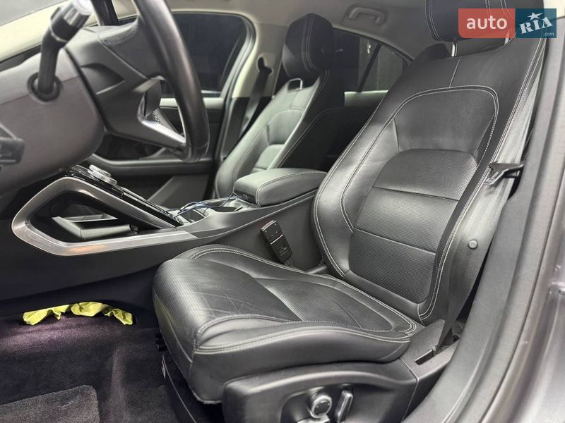 Позашляховик / Кросовер Jaguar I-Pace 2020 в Чернівцях