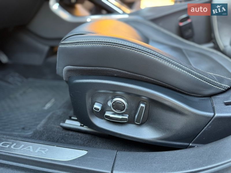 Позашляховик / Кросовер Jaguar I-Pace 2019 в Рівному фото 30 Позашляховик / Кросовер Jaguar I-Pace 2019 в Рівному