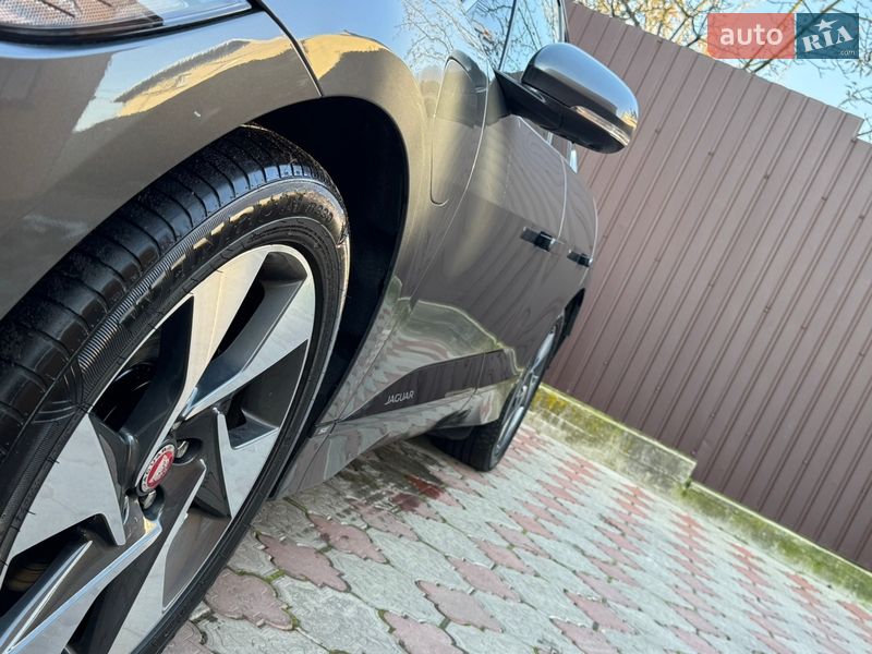 Позашляховик / Кросовер Jaguar I-Pace 2019 в Рівному фото 41 Позашляховик / Кросовер Jaguar I-Pace 2019 в Рівному