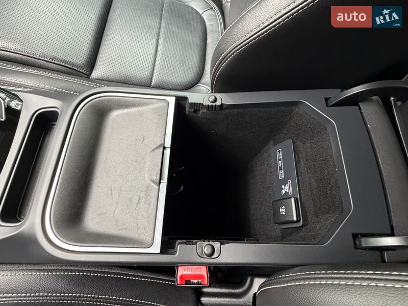 Внедорожник / Кроссовер Jaguar I-Pace 2020 в Киеве фото 65 Внедорожник / Кроссовер Jaguar I-Pace 2020 в Киеве