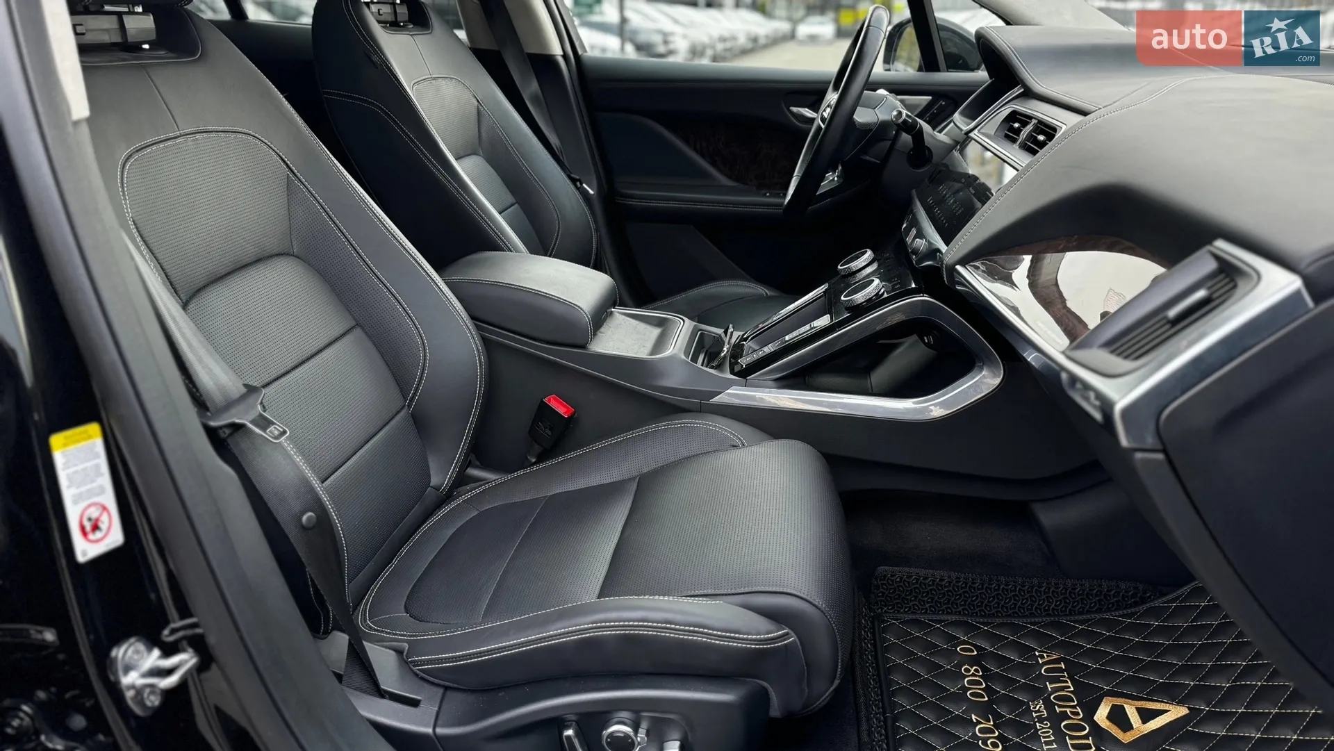 2019 Jaguar I-Pace - мініатюра 29