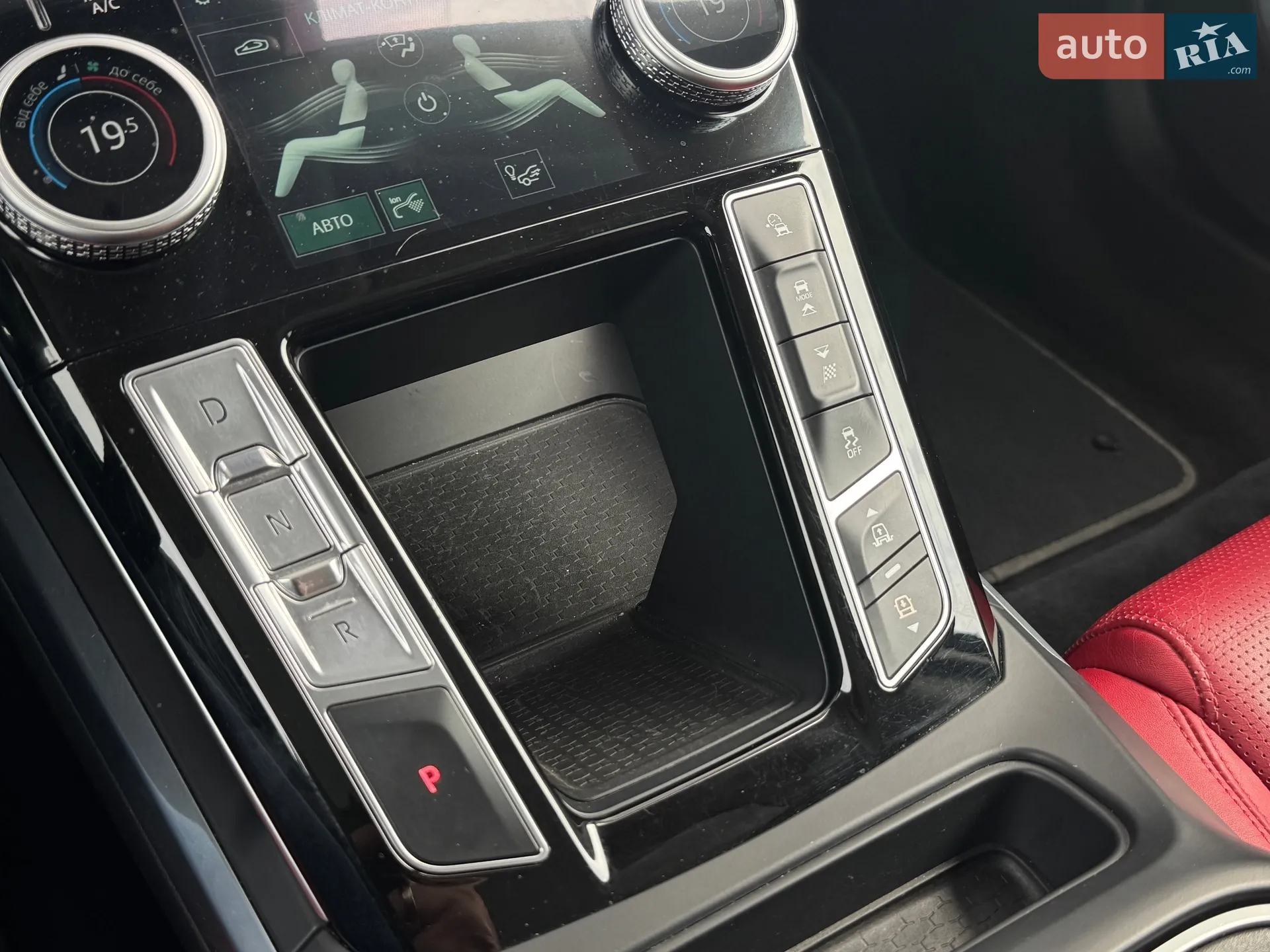 2019 Jaguar I-Pace - мініатюра 22