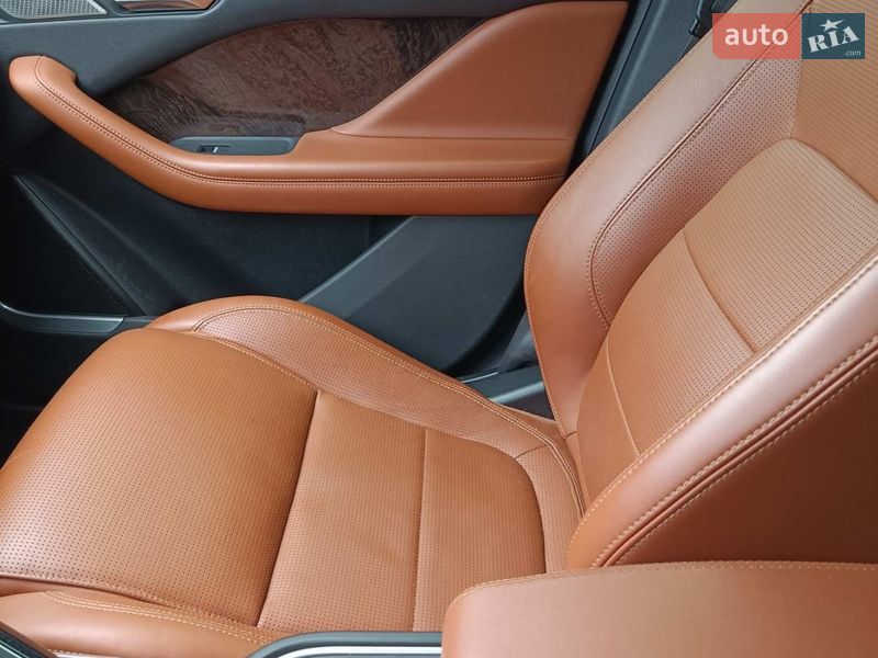 Внедорожник / Кроссовер Jaguar I-Pace 2019 в Белозерье