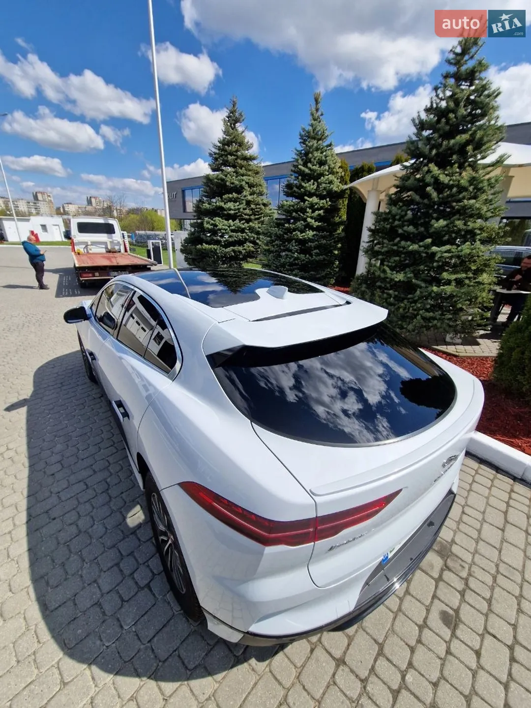 2019 Jaguar I-Pace - мініатюра 9