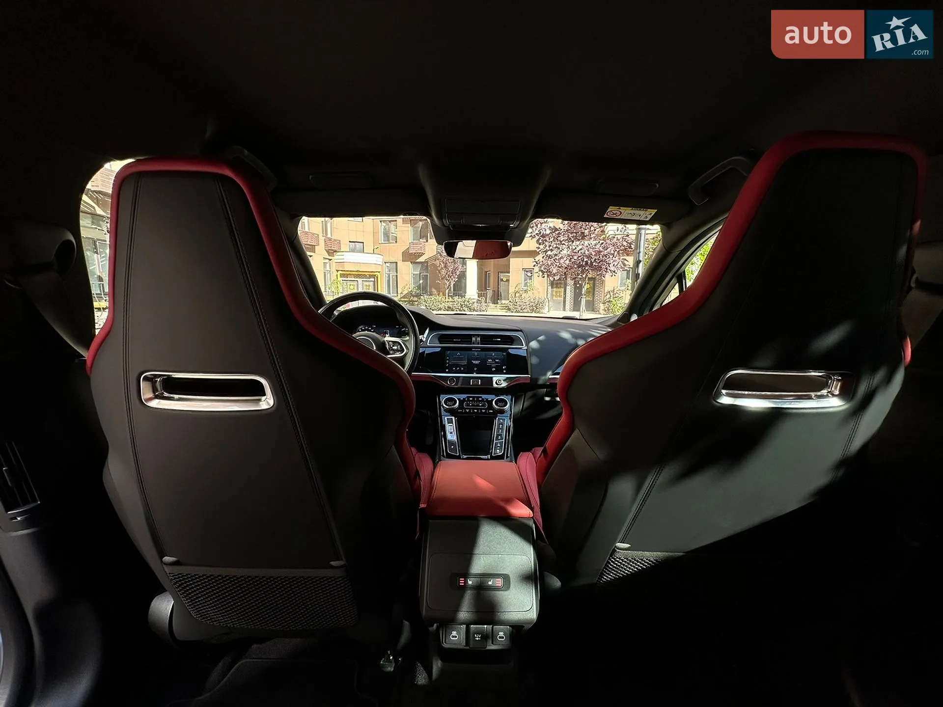 2021 Jaguar I-Pace - мініатюра 35