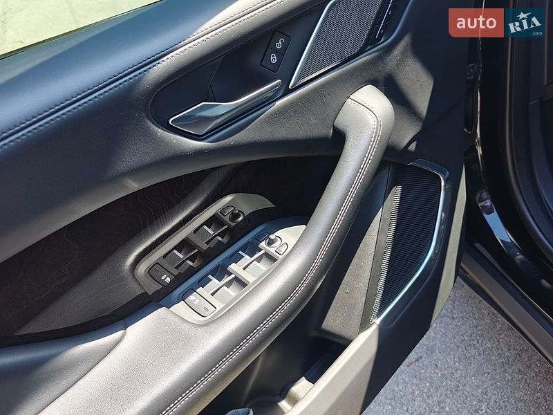 Позашляховик / Кросовер Jaguar I-Pace 2018 в Дніпрі