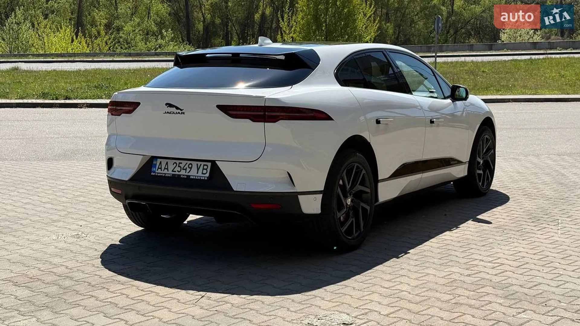 2019 Jaguar I-Pace - мініатюра 4