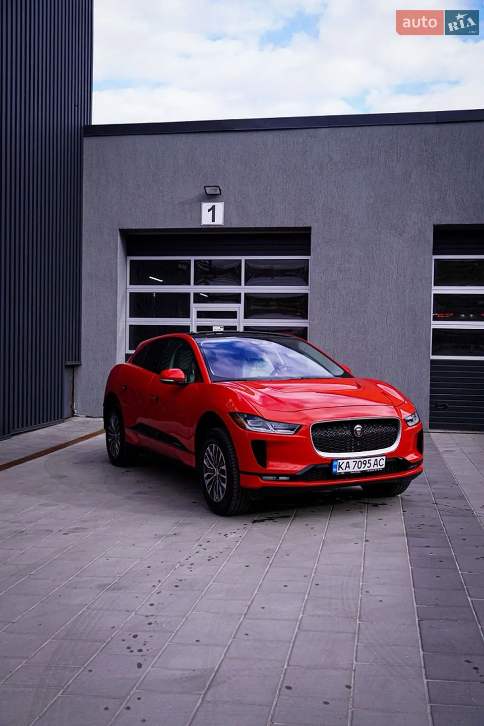 2019 Jaguar I-Pace - фото 1