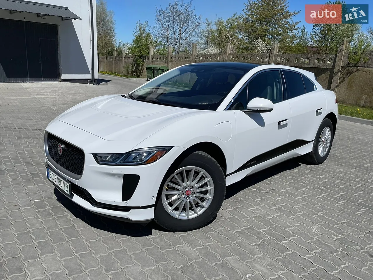 2019 Jaguar I-Pace - мініатюра 24