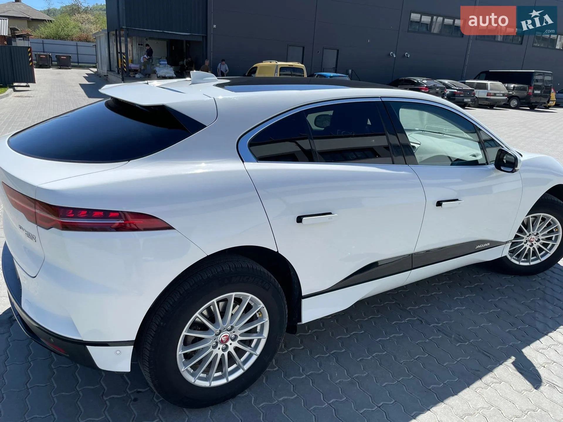 2019 Jaguar I-Pace - мініатюра 5