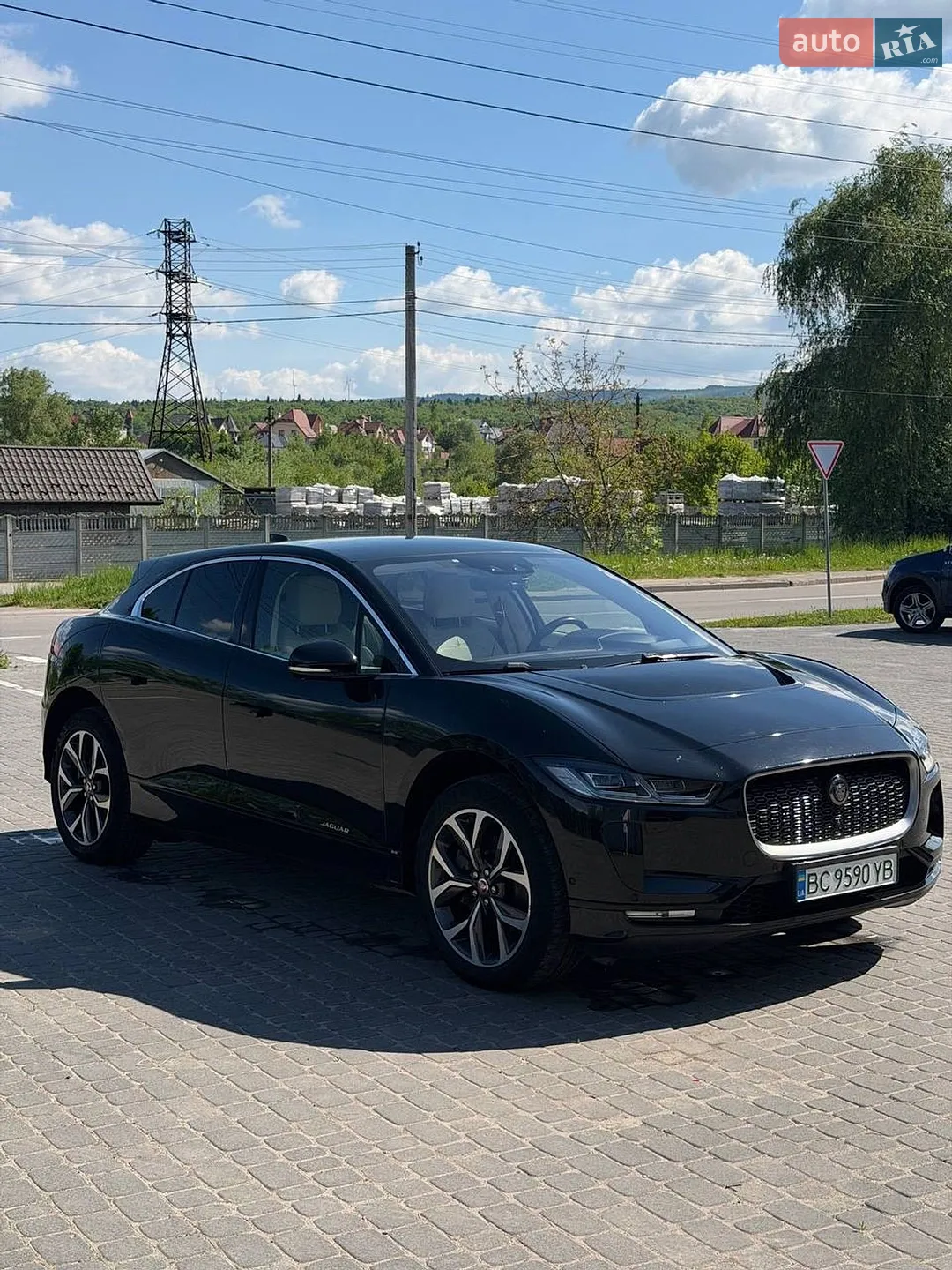 2019 Jaguar I-Pace - мініатюра 2