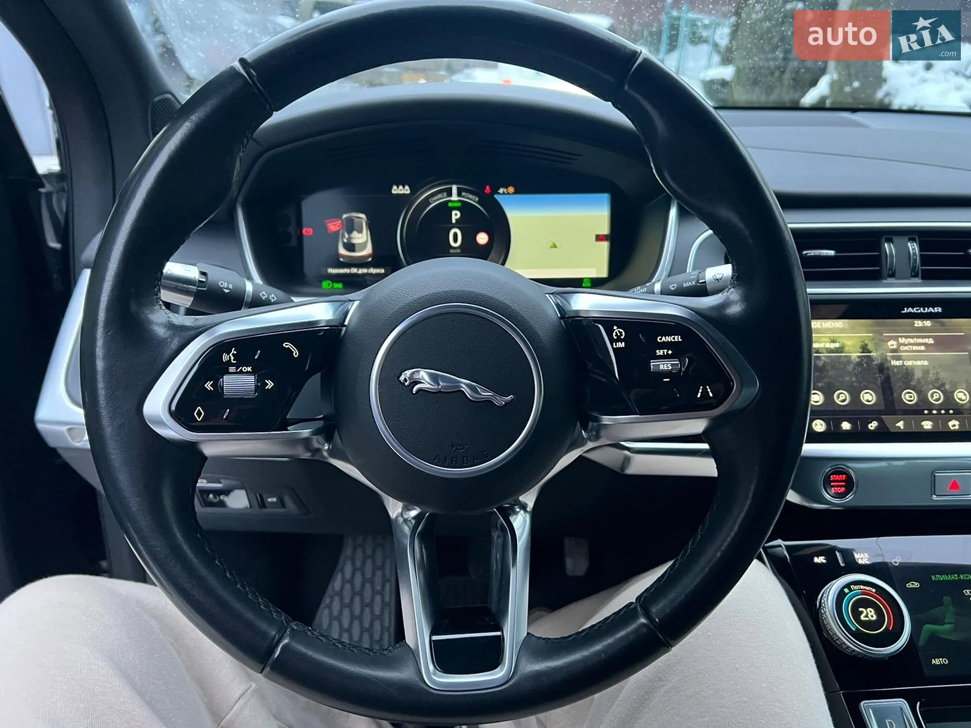 2019 Jaguar I-Pace - мініатюра 32