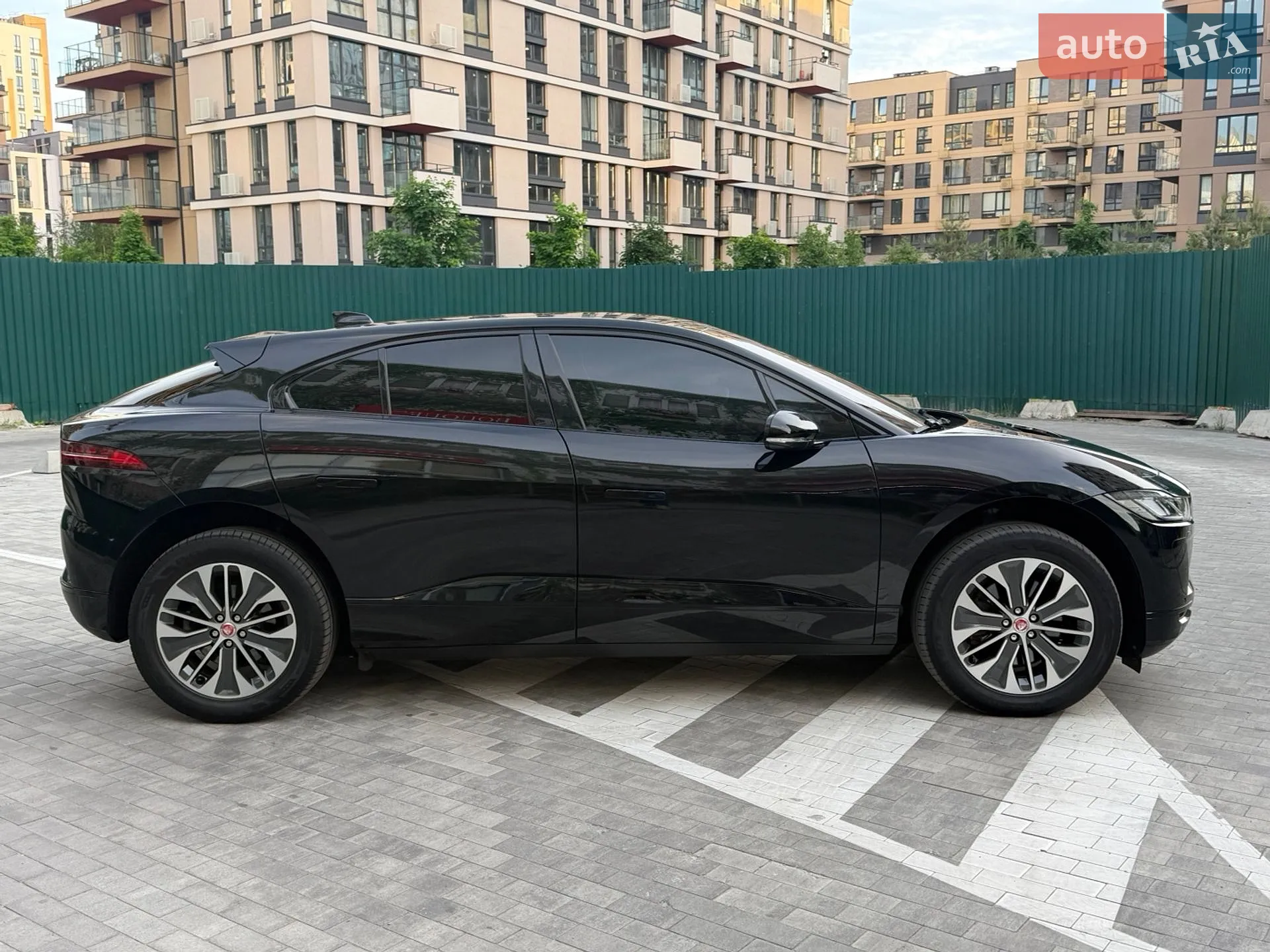 2022 Jaguar I-Pace - мініатюра 4