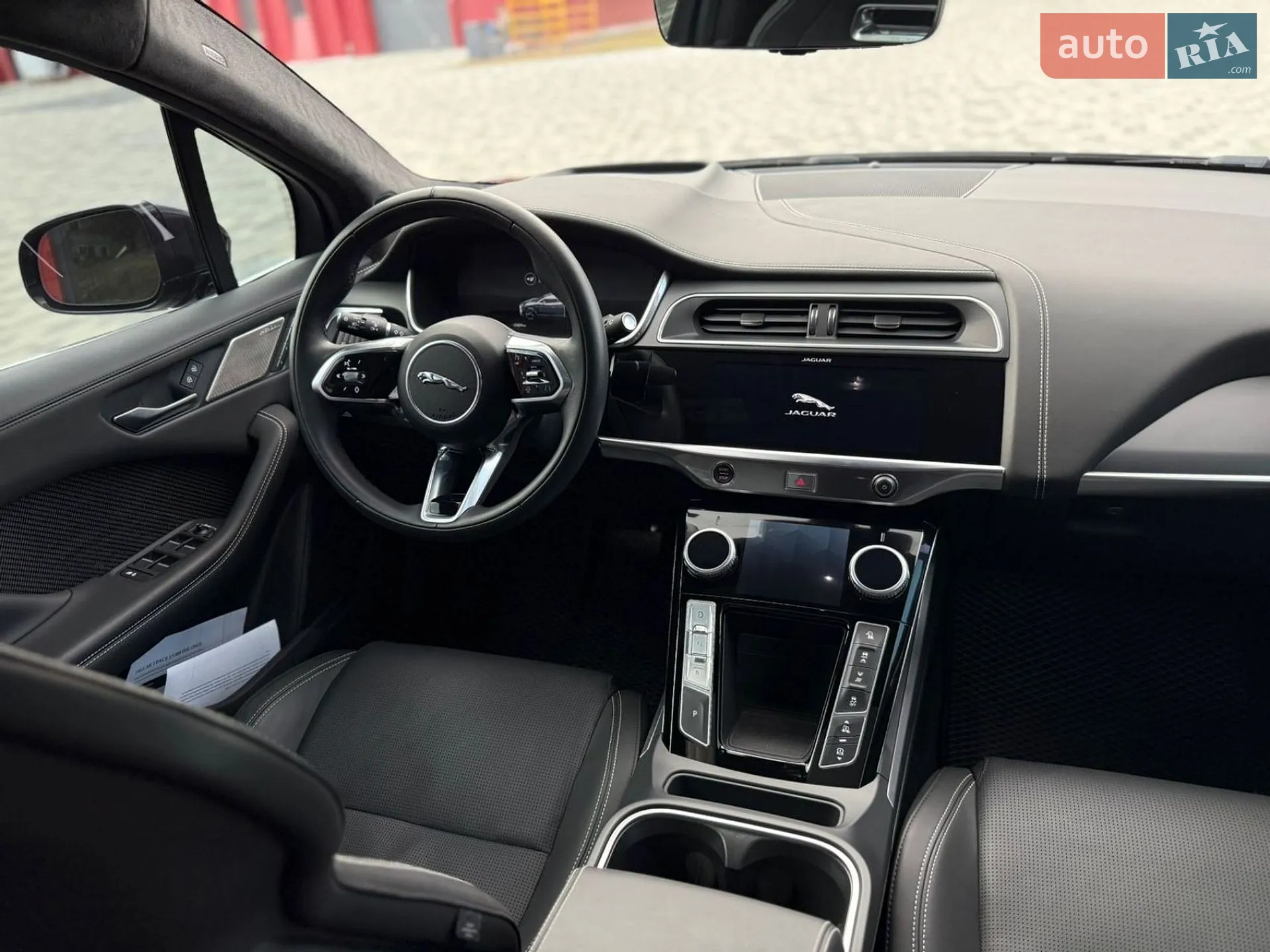 Jaguar I-Pace 2023 VIN SADHM2S1XR1632220 фото оголошення 11 з 13