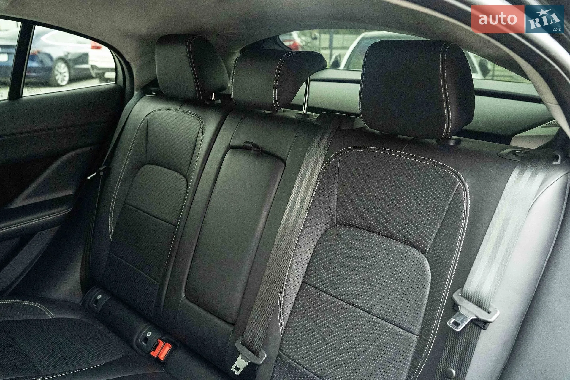 2019 Jaguar I-Pace - мініатюра 41