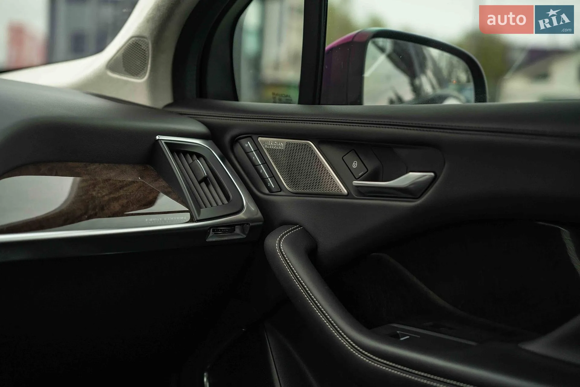 2019 Jaguar I-Pace - мініатюра 36