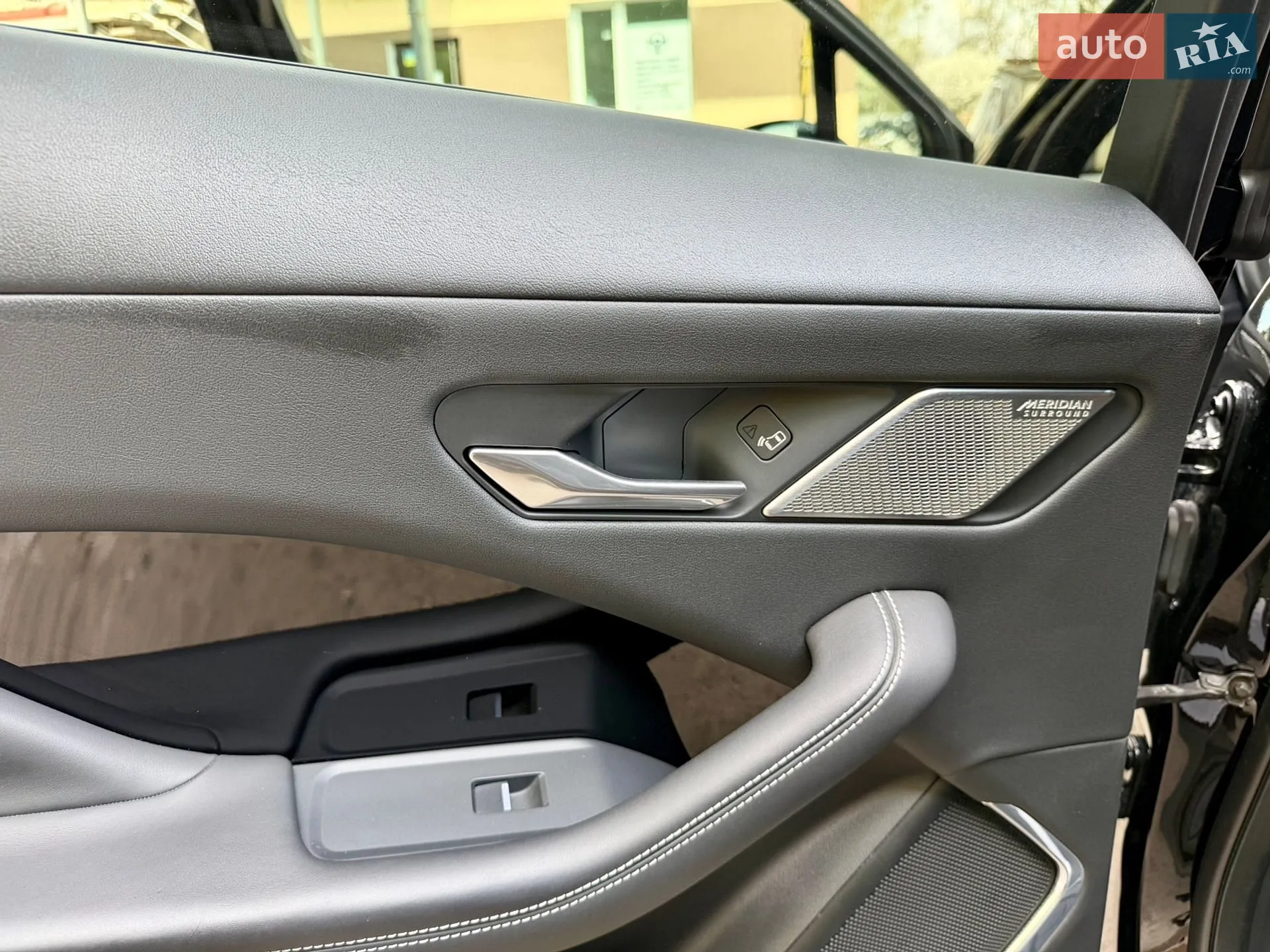 2019 Jaguar I-Pace - мініатюра 36