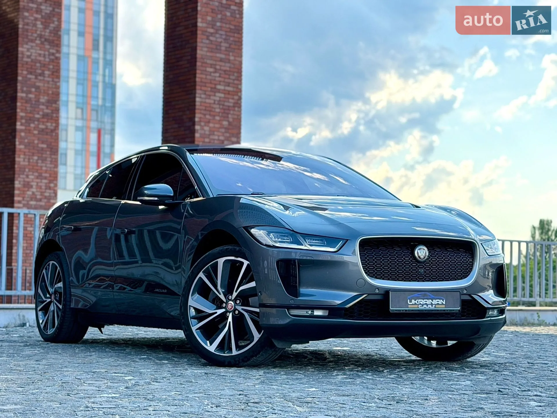 2019 Jaguar I-Pace - мініатюра 8