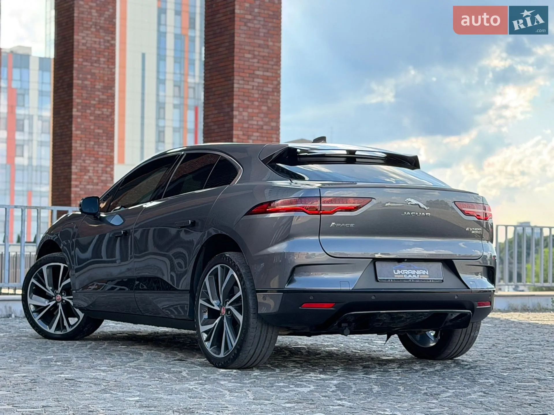2019 Jaguar I-Pace - мініатюра 16