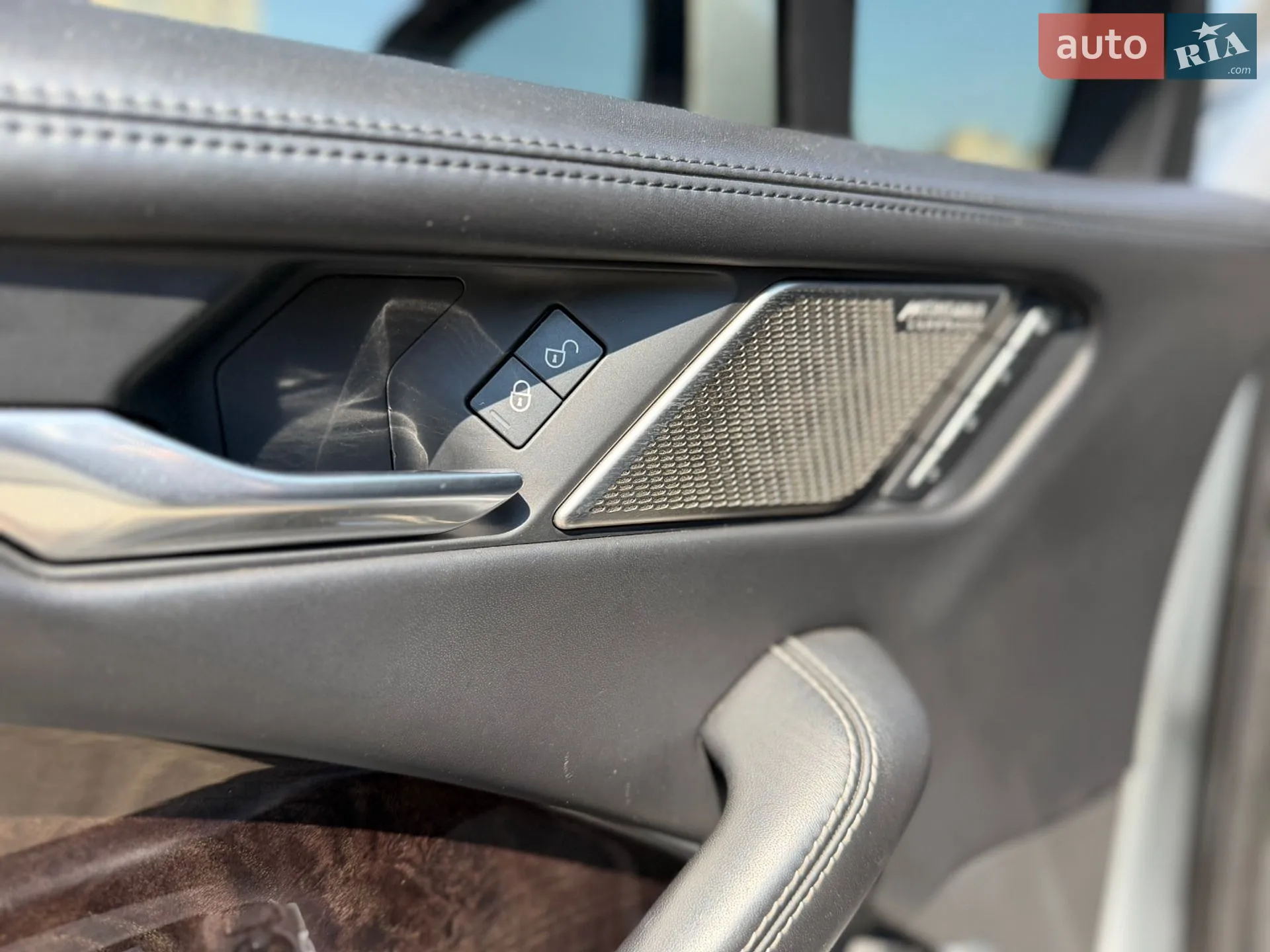 2020 Jaguar I-Pace - мініатюра 24
