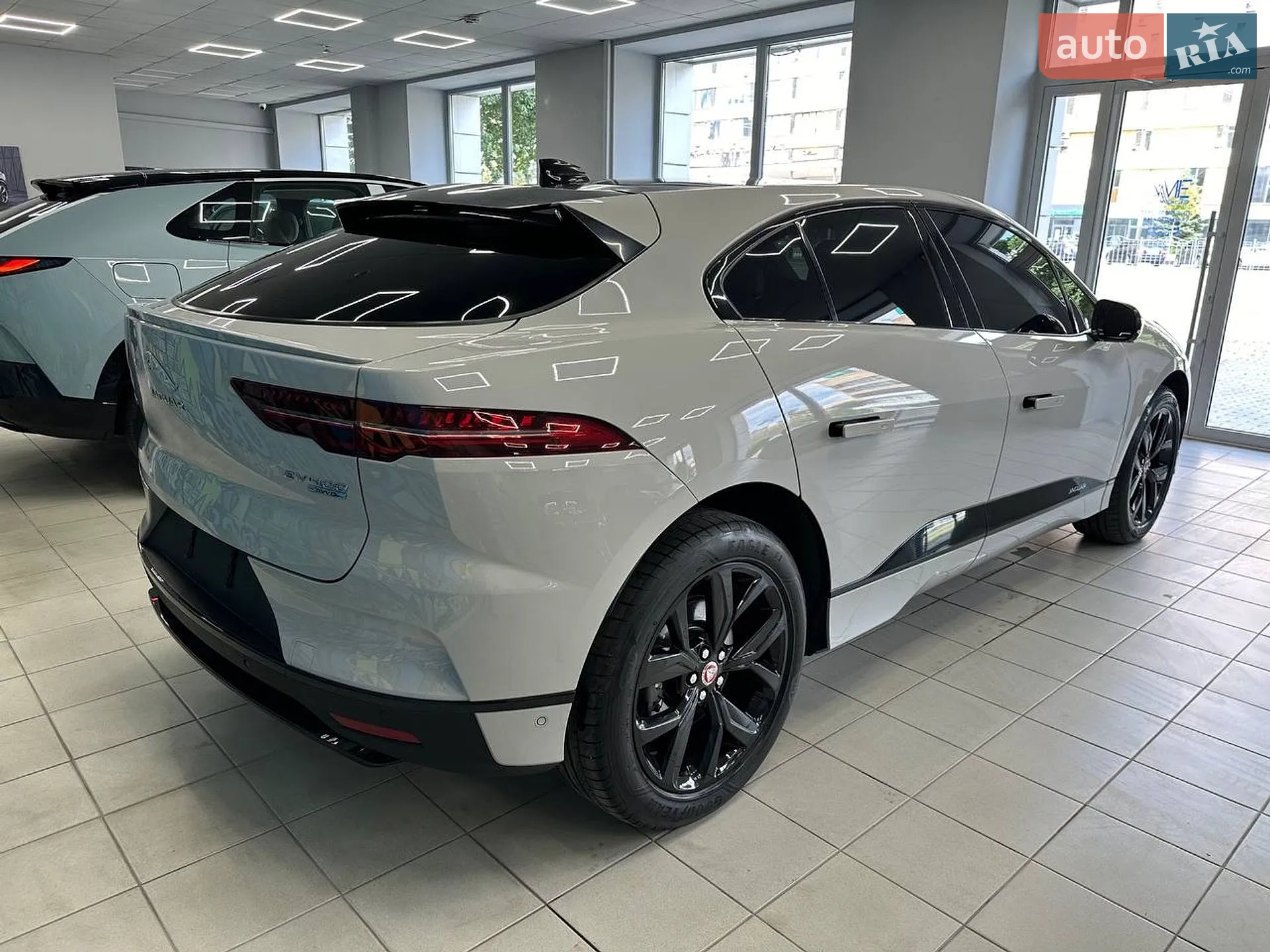 2019 Jaguar I-Pace - мініатюра 5