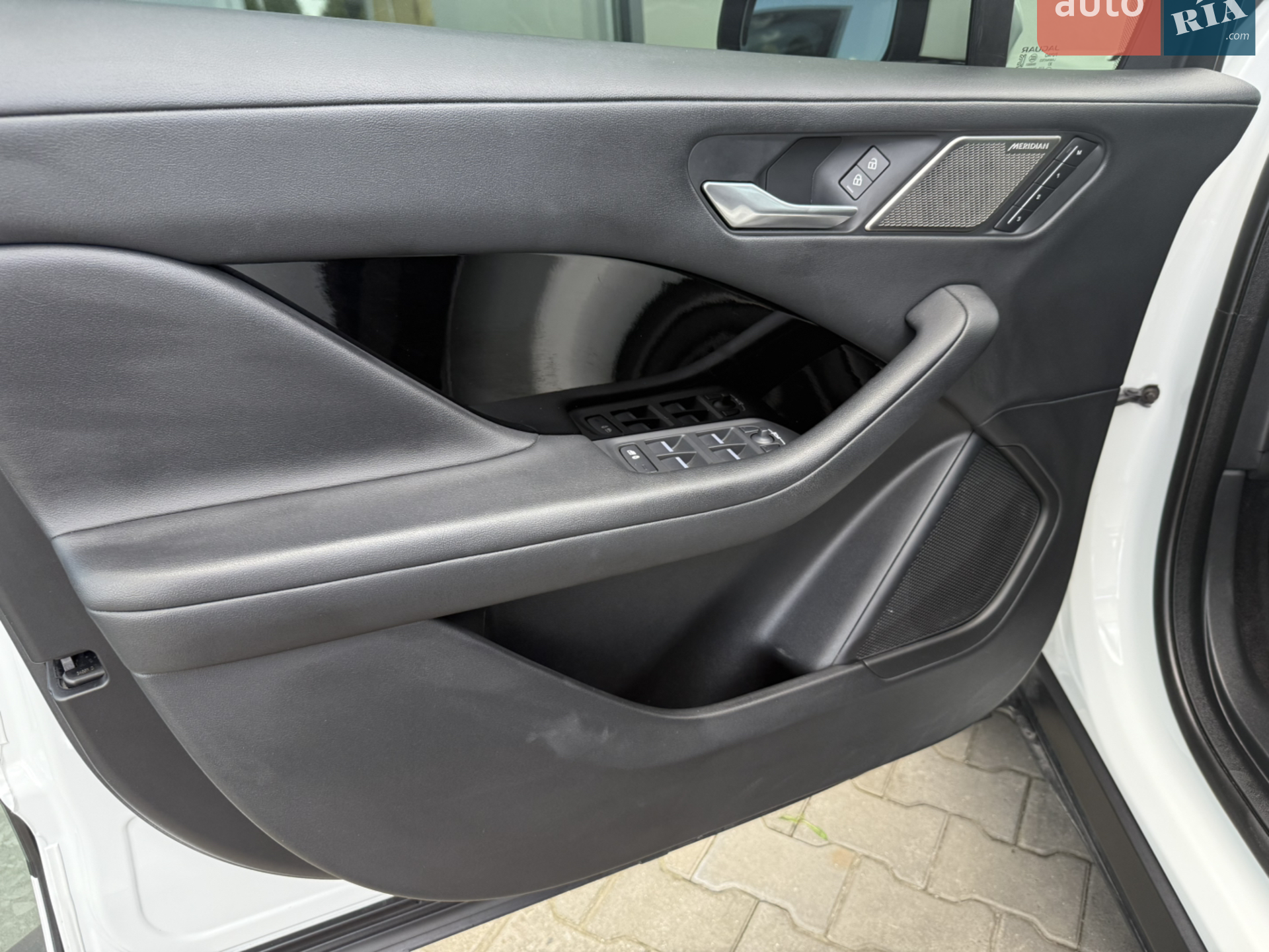2020 Jaguar I-Pace - мініатюра 19