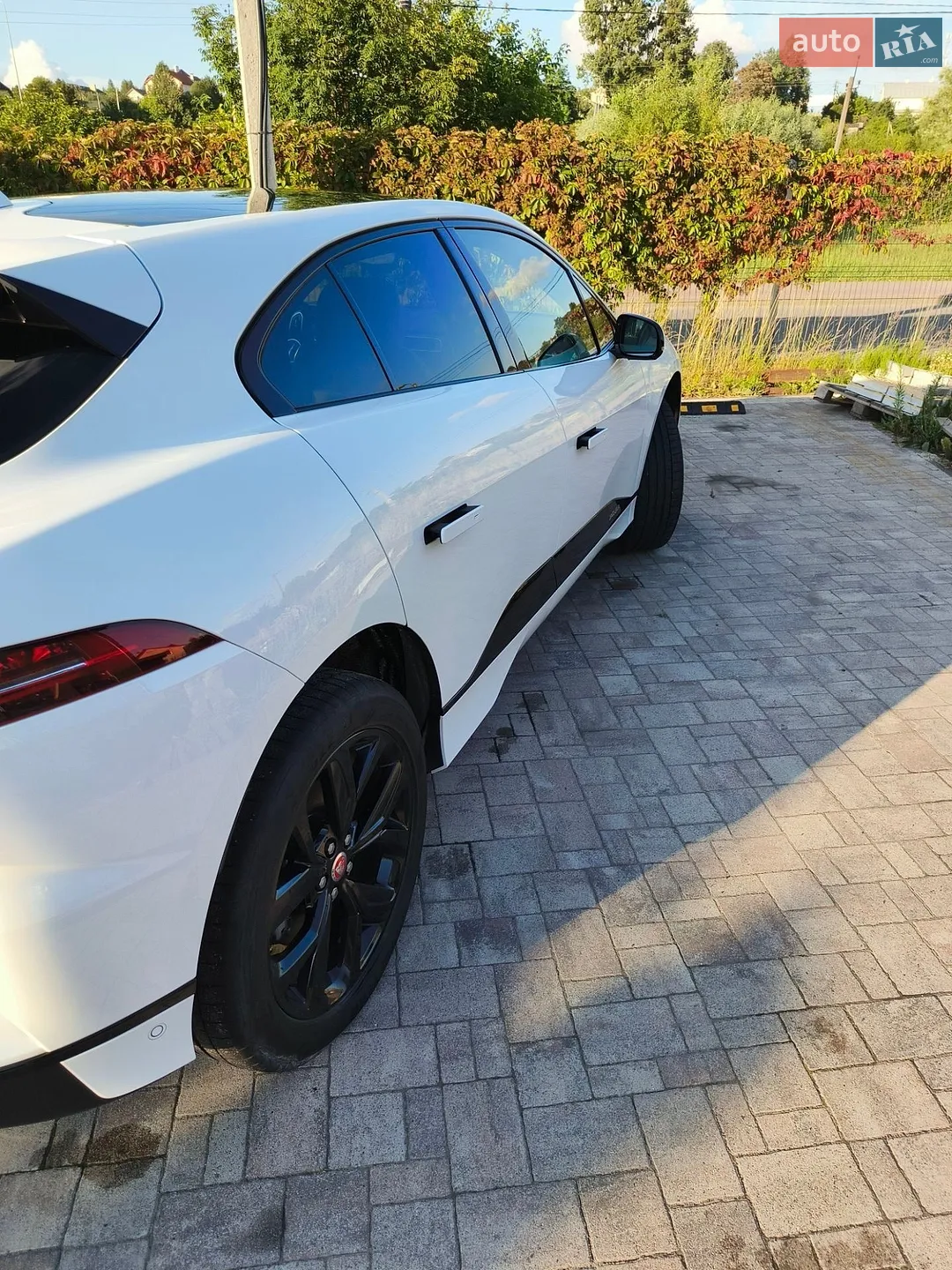 2019 Jaguar I-Pace - мініатюра 6