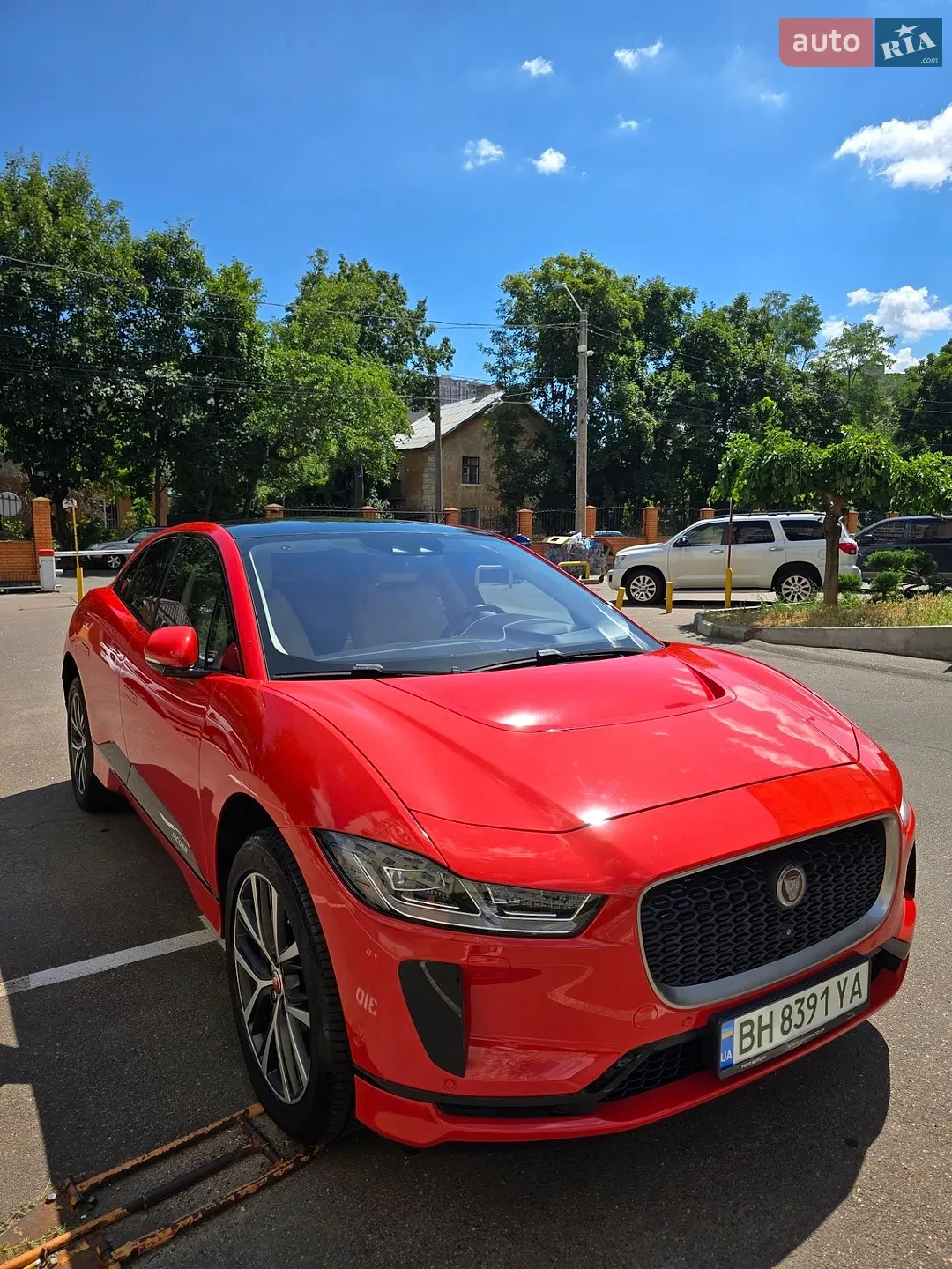 2019 Jaguar I-Pace - мініатюра 2