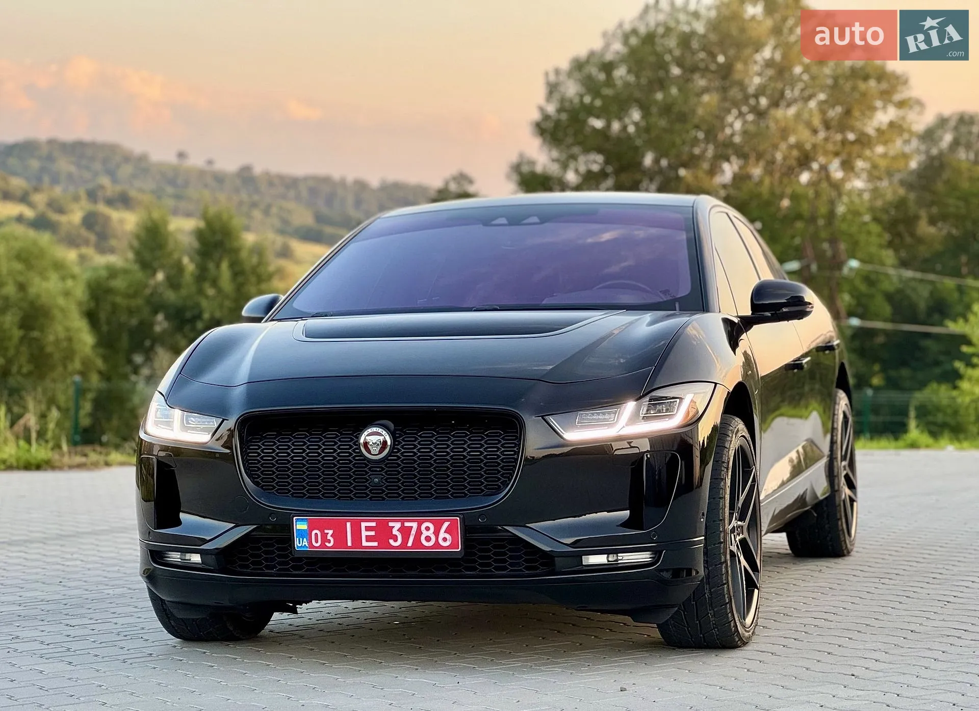 2019 Jaguar I-Pace - мініатюра 4