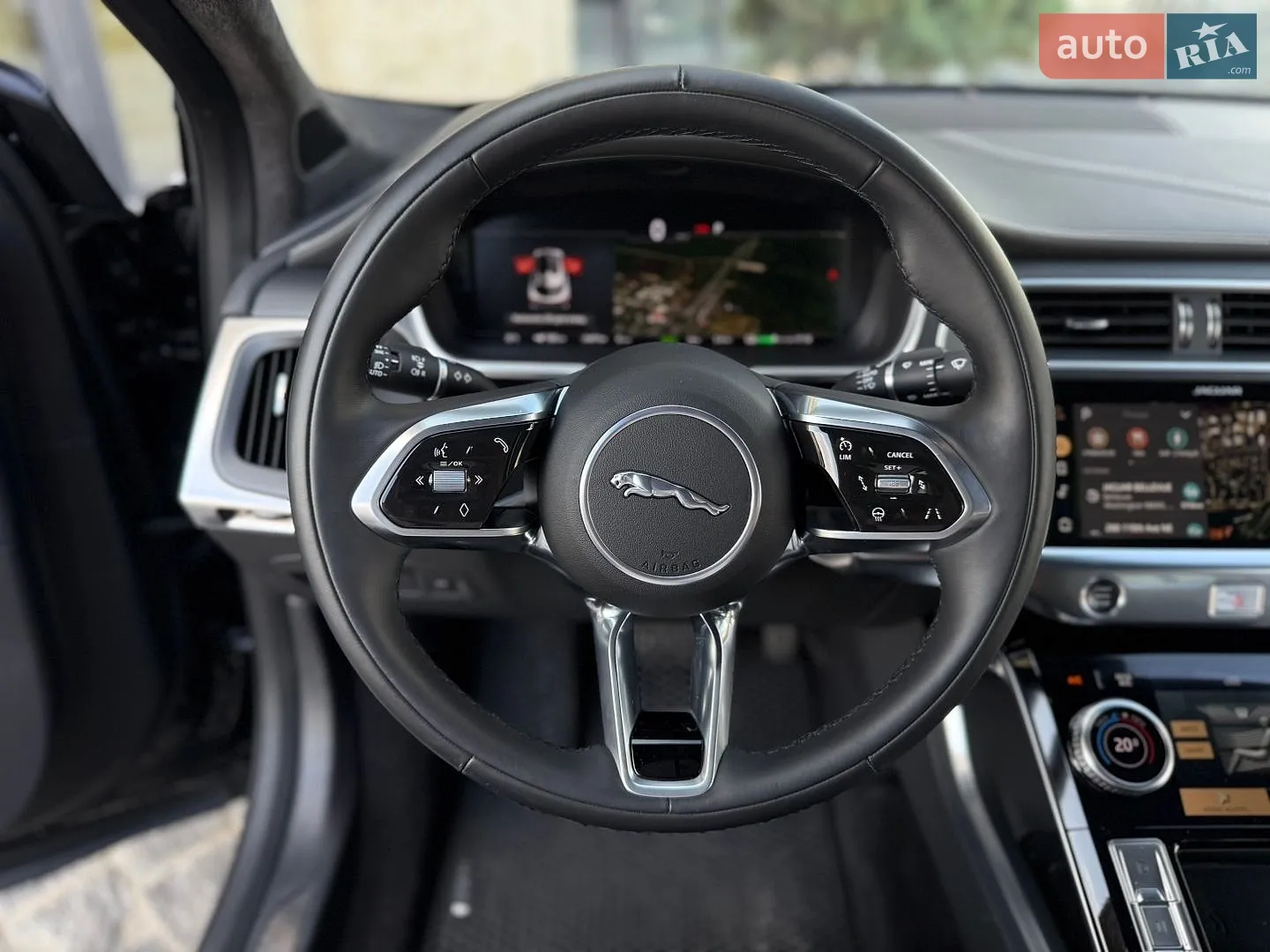 2023 Jaguar I-Pace - мініатюра 39