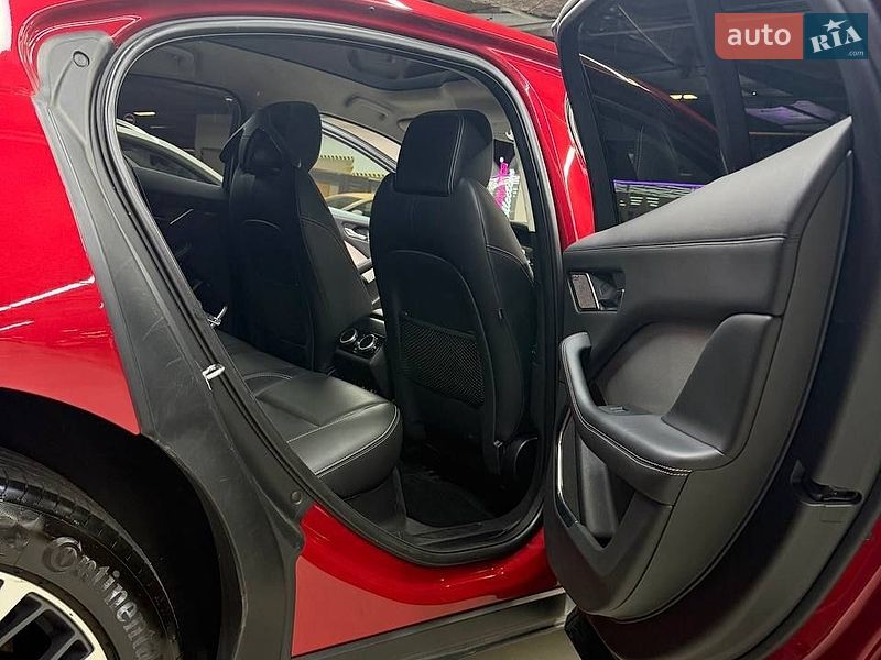 Внедорожник / Кроссовер Jaguar I-Pace 2019 в Одессе фото 17 Внедорожник / Кроссовер Jaguar I-Pace 2019 в Одессе