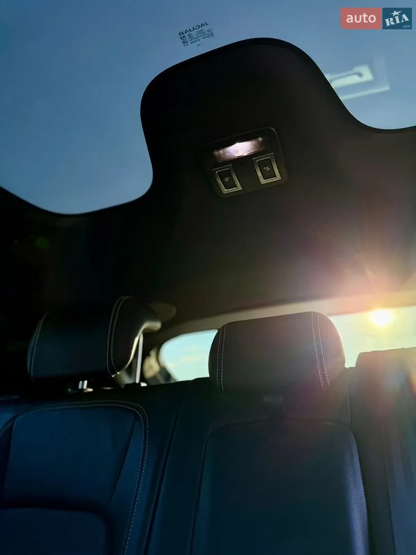 2019 Jaguar I-Pace - мініатюра 24