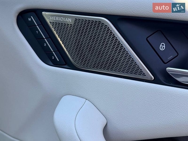 Внедорожник / Кроссовер Jaguar I-Pace 2019 в Киеве