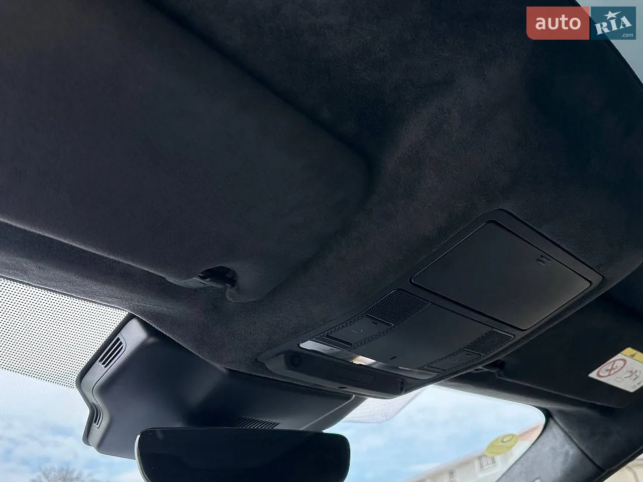 2019 Jaguar I-Pace - мініатюра 10