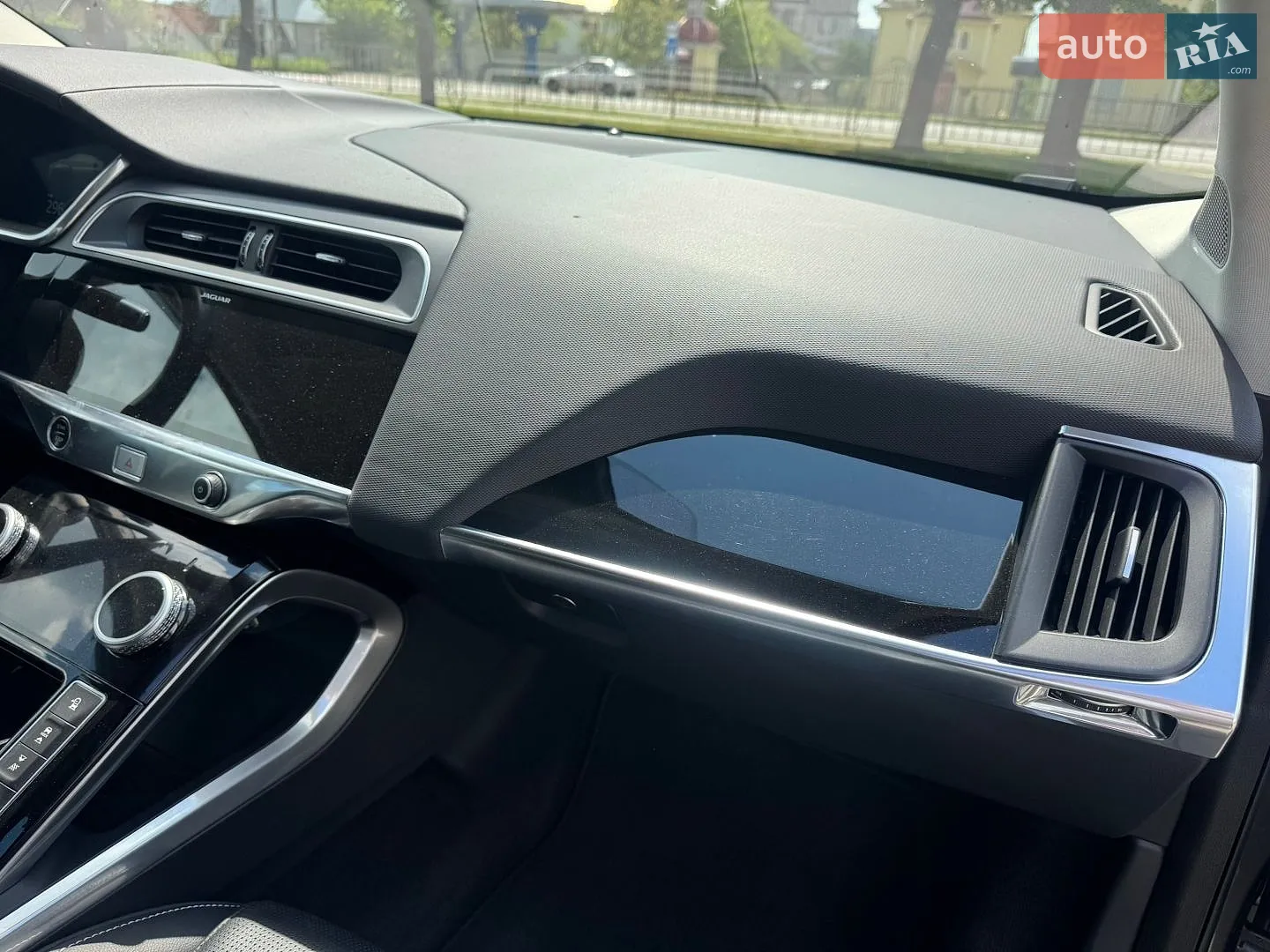 2019 Jaguar I-Pace - мініатюра 35