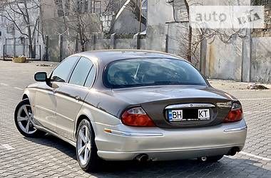 Седан Jaguar S-Type 1999 в 